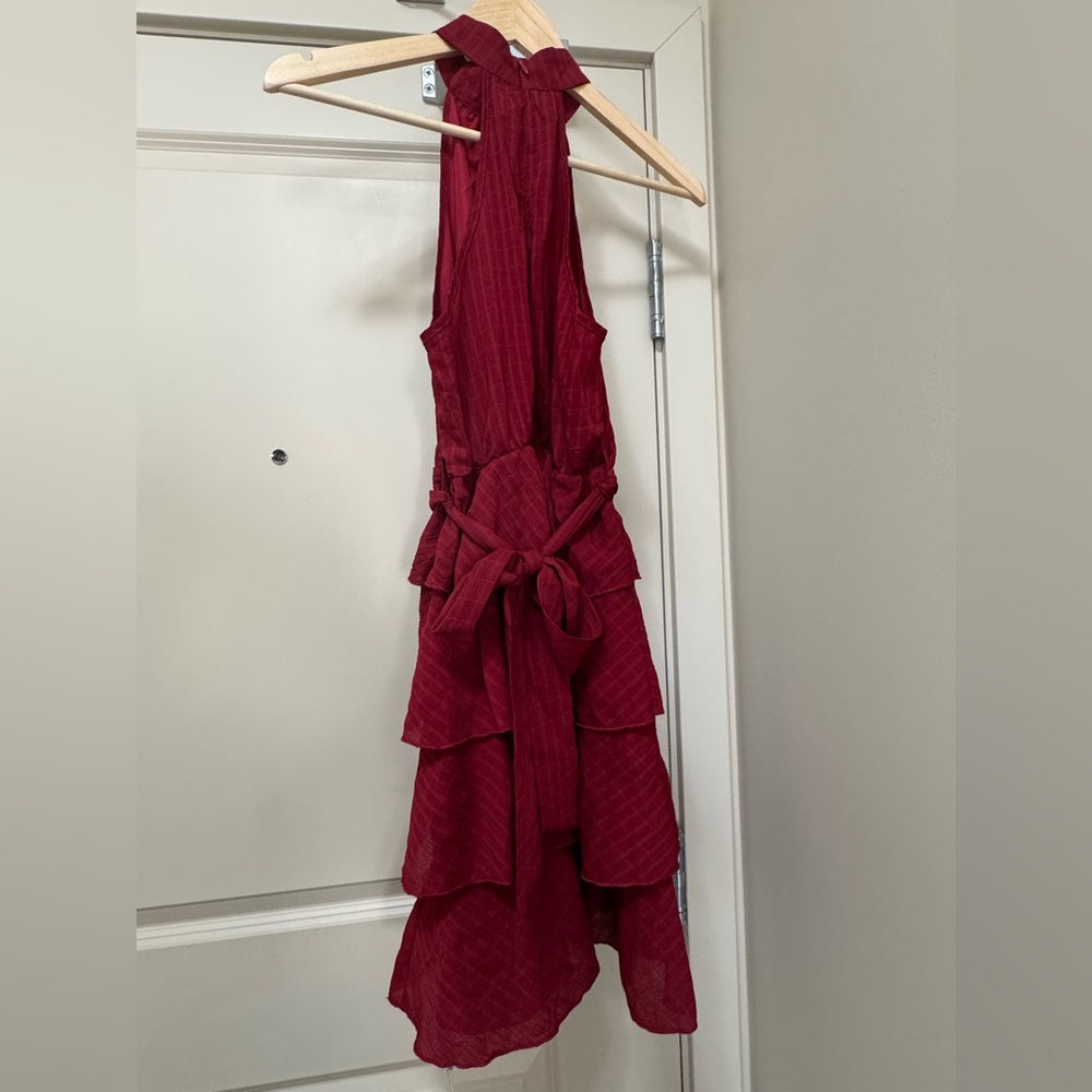 Elegant Red Sleeveless Dress